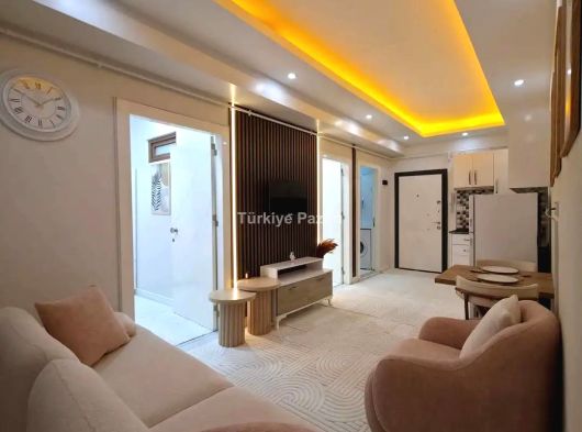 ÇINARDA LÜKS EŞYALI 2+1,ASANSÖRLÜ ARAKAT APART SATILIK