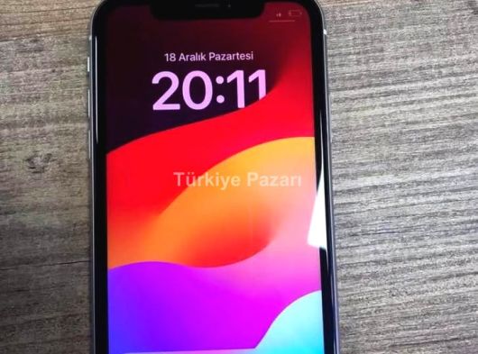 İPhone 11 128 GB PİL %83 değişen cizik darbe açılma sökülme yoktur