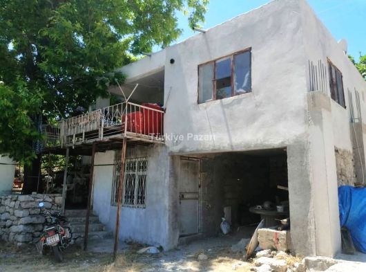 MERSİN – AYDINCIK – YAĞIRAT YAYLASI'NDA MUHTEŞEM MÜSTAKİL EV VE BAHÇE FIRSATI