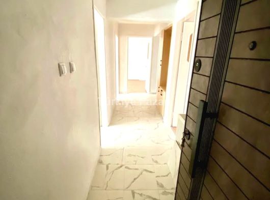 VOLKSWAGEN GRAFTER 2010 MODEL 16+1