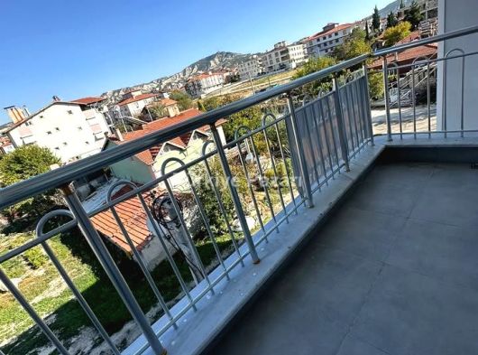 BURDUR / EMEK MAHALLESİ