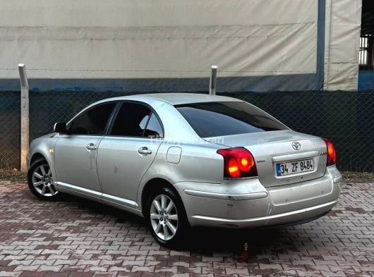 ACİL SATLIKTIR 2006MODEL TOYATA AVANSİS ELAGANS