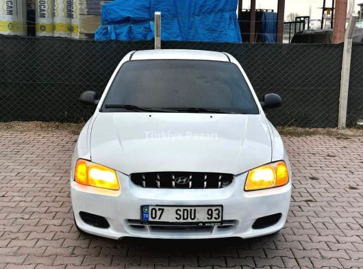 ÇOK ACİL 2004MODEL HUNDAİ AKSENT 1.5MOTOR KASASI CAM GBİ
