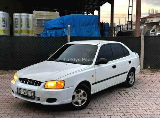 ÇOK ACİL 2004MODEL HUNDAİ AKSENT 1.5MOTOR KASASI CAM GBİ