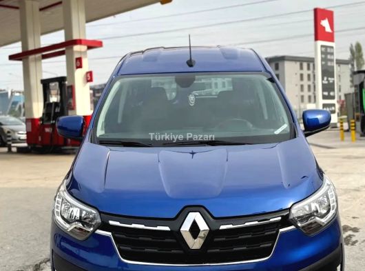 2021 MODEL DİZEL MERCEDES C200 D AMG %20 FATURALI