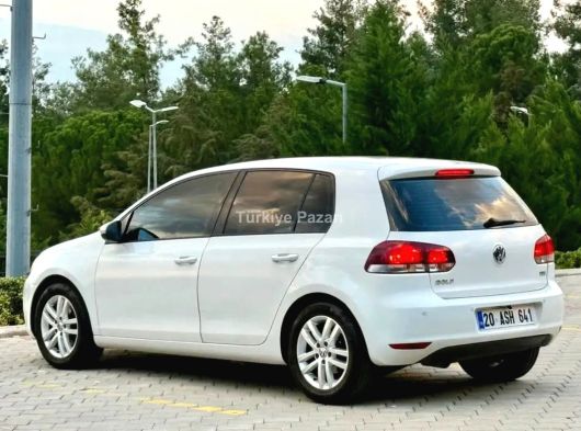 Wolkswagen Golf 1.6 TDI 
