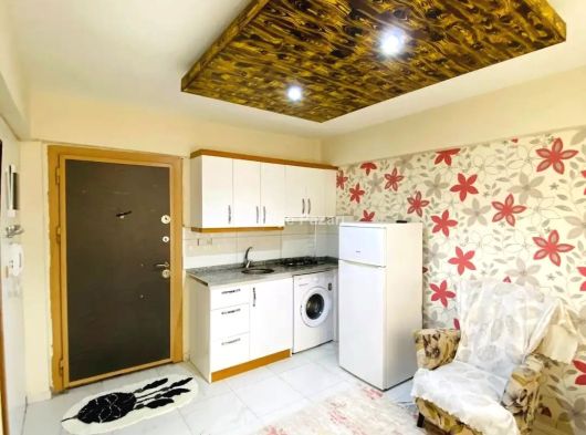 BAĞBAŞI ÖĞRETMENEVİ YAKINI 1+1 ARAKAT EŞYALI KİRALIK APART