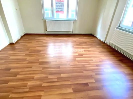 MANİSA SALİHLİ YÖRÜK MAHALLESİ HZ. ÖMER CAMİİ CİVARI 3. KAT   3+1