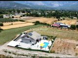 Seydikemer Ortaköyde müstakil havuzlu satılık villa