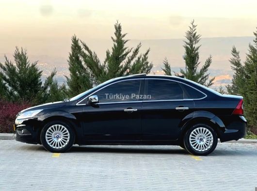 DOLU DOLU 2010 MODEL FORD FOCUS  SANRUFLU