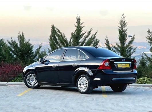DOLU DOLU 2010 MODEL FORD FOCUS  SANRUFLU
