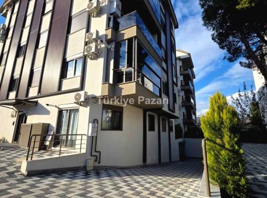 KIZILARIK MAHALLEDE KATTA ASANSORLU LÜX DAIRE KREDILI HARIKA KONUMDA