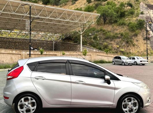 Sahibinden otomatik Fiesta