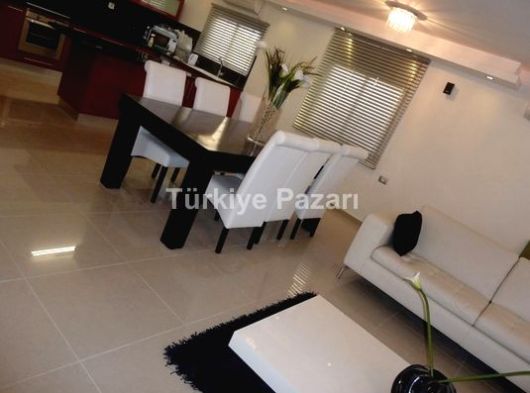 ALAÇATI’ DA  ÖZEL HAVUZLU GÜNLÜK / HAFTALIK KİRALIK LÜKS TATİL VİLLASI