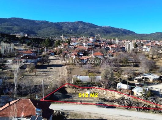 KORKUTELİ KEVZERDE SATILIK 512 M2 İMARLI TEK TAPU