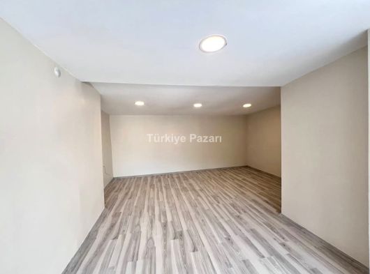 Armutalan'da 2 Bölümlü Satılık 5+2 Bakımlı Villa