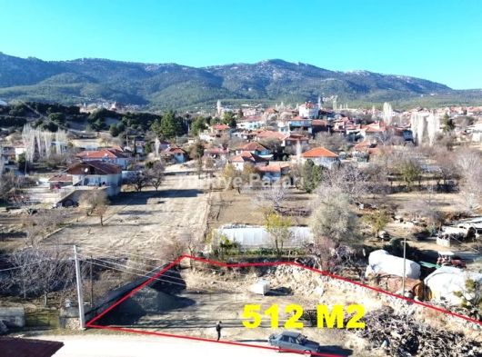 KORKUTELİ KEVZERDE SATILIK 512 M2 İMARLI TEK TAPU