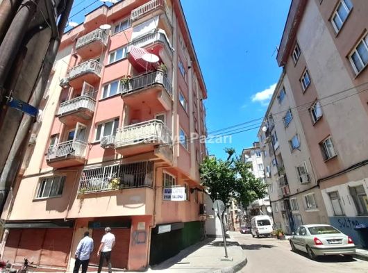 BURSA OSMANGAZİ İSMETİYE'DE 220 M2 4+2 VE 250 M2 BAHÇESİ OLAN SATILIK 2 KATLI MÜSTAKİL EV