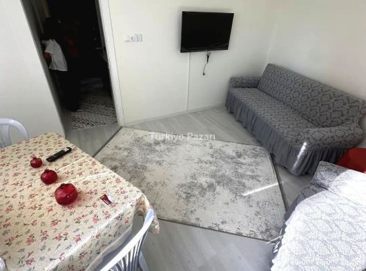 ÇARŞI İÇİNDE YUNUS EMRE ORTA OKULU ARKASINDA SIFIR KİRALIK EŞYALI 1+1 LÜKS APART !!!