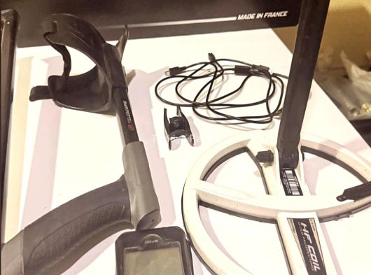 XP DEUS 1 ANA ÜNİTELİ HF 22 CM BAŞLIKLI DEDEKTÖR TEMİZ İKİNCİ EL