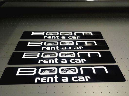 OTO PLAKA KAPATAN LEVHA OTO GALERİ LÜKS PLAKALIK FİLEKSİ BASKI