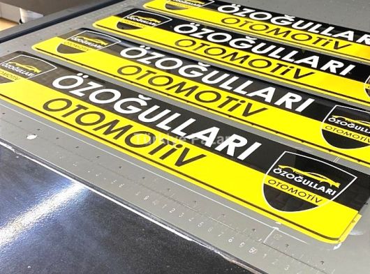 OTO PLAKA KAPATAN LEVHA OTO GALERİ LÜKS PLAKALIK FİLEKSİ BASKI