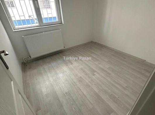 MAMAK KAYAŞ MAHALLESİ TREN İSTASYONU MUHTARLIK DİBİNDE SATILIK 2+1