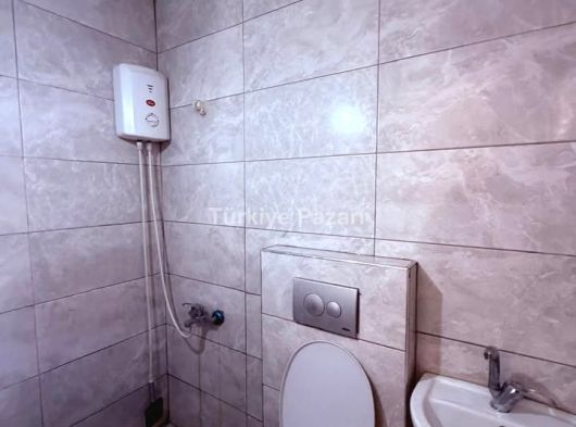 ÇINARDA ÖN CEPHE BALKONLU EŞYALI FIRSAT 1+1 SATILIK APART