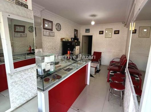 ANTALYA KEPEZ BARIŞ MH DE KÜTÜCÜ KÖPRÜSÜ ANA CADDE ÜZERİNDE SATILIK DÜKKAN