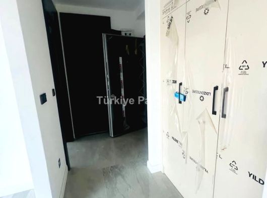 SATILIK 1+1 KATDA YÜZME HAVUZLU SIFIR KAPALI OTOPARKI ULTRA LÜXX DAİRE