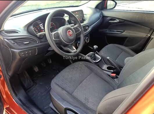 2022 MODEL EGEA CROSS 1.4 URBAN FUL PAKET 34000 KM'DE SIFIR AYARINDA ÇOK TEMİZ AĞIR HASAR KAYITLI