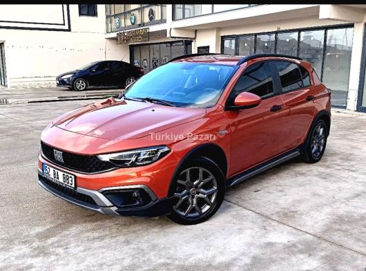 2022 MODEL EGEA CROSS 1.4 URBAN FUL PAKET 34000 KM'DE SIFIR AYARINDA ÇOK TEMİZ AĞIR HASAR KAYITLI