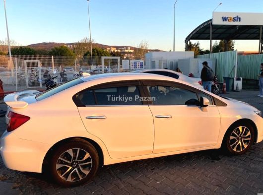 Honda Civic 1.6 i-VTEC Eco Elegance