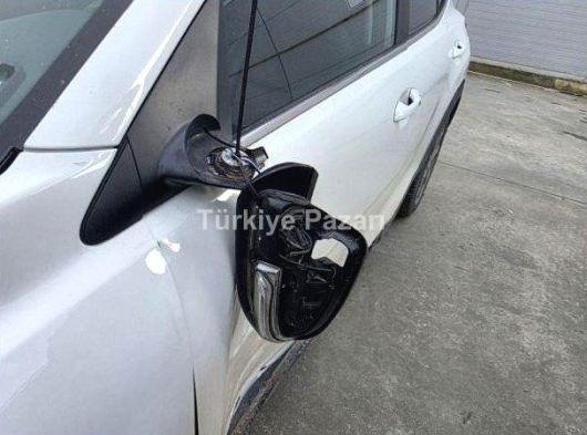 AZ HASARLI KIA STONIC PRESTIGE 1.4 100 AT 2022 TAMPON