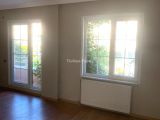 BEYLİKDÜZÜ'nde KİRALIK TRİPLEX VİLLA.