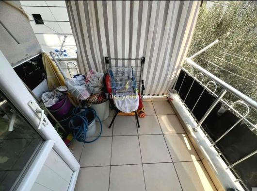 **POYRAZ DÜĞÜN SALONU DİBİ 1. KAT GENİŞ KULLLANIŞLI FİYAT DÜŞTÜ!!**