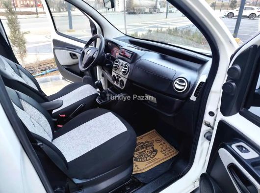 2014=95 LİK BOYASIZ STAR STOPLU EN FULÜ SIFIR GİBİ FİAT FİORİNO EMOTİON 1.3 DİZEL FİORİNO ANAHTARLIK