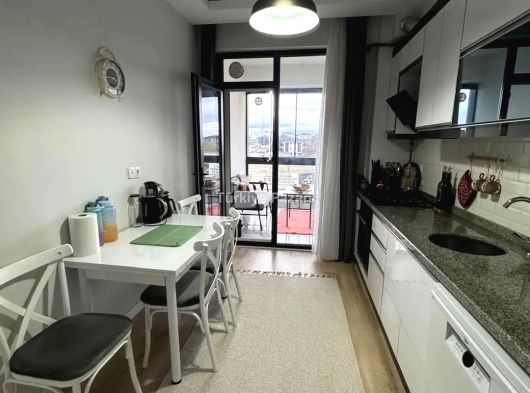 ÇEÇENDEN RUMELİ DE CADDE CEPHE 2+1 KİRALIK DAİRE MASRAFSIZ EBEVEYN BANYOLU