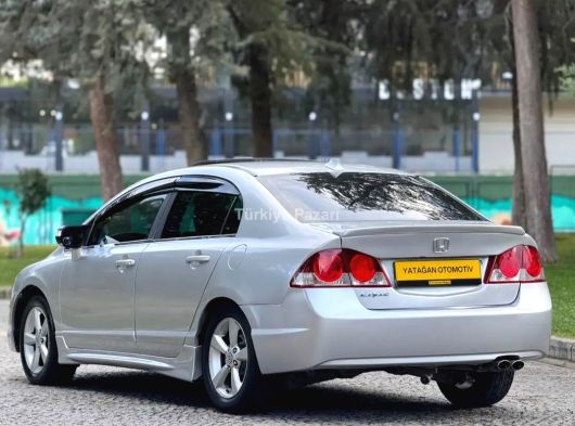 HONDA CİVİC FD6 1.6 İ-VTEC ELEGANCE SANRUF