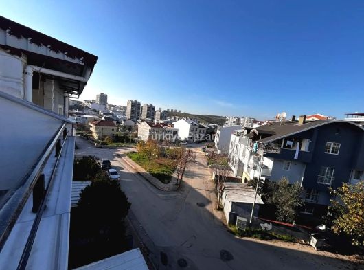 ALTIPARMAK ANA CADDE ÜZERİNDE KREDİYE UYGUN ARA KAT SATILIK DAİRE