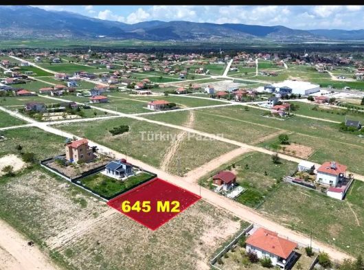 KORKUTELİ YELTENDE 653 M2 2 ADET ANAYOL KENARI