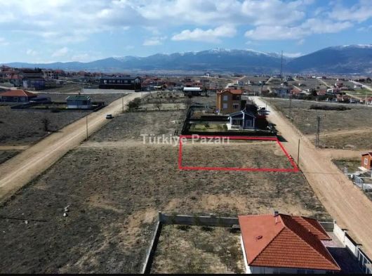 KORKUTELİ BOZOVA ATEŞİNTEPEDE 645 M2 UYGUN FİYATLI PARSEL