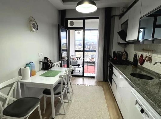 ÇORLU RUMELİ MAHALESİ CADDE CEPHE 2+1 EBEVEYN BANYOLU DAİRE