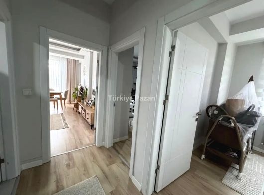 ÇORLU RUMELİ MAHALESİ CADDE CEPHE 2+1 EBEVEYN BANYOLU DAİRE