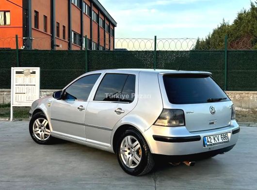 TR DE NADİR 220 BİN KM DE DİJİTAL KLİMA COMFORTLİNE DEĞİŞENSİZ GOLF 4