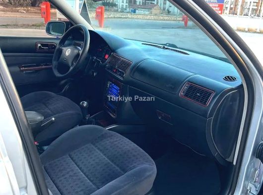 TR DE NADİR 220 BİN KM DE DİJİTAL KLİMA COMFORTLİNE DEĞİŞENSİZ GOLF 4