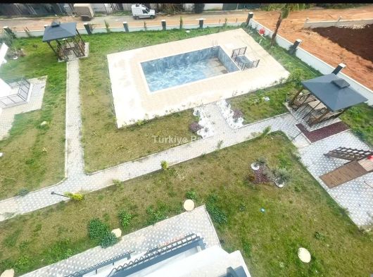 ANTALYA KEPEZ mehmet akif mahallesin de 1+1 havuzlu site içi son 3 adet satılık daire