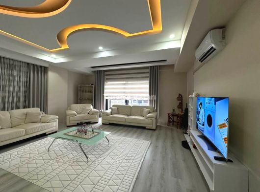 FEVZİÇAKMAK MAH. 3+1 ULTRA LÜKS HAVUZLU SİTE İÇERİSİNDE DAİRE