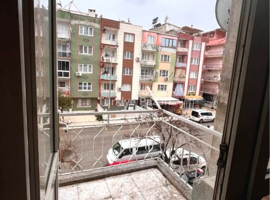 MANİSA YENİMAHALLEDE 2+1 ARA KAT KİRALIK DAİRE