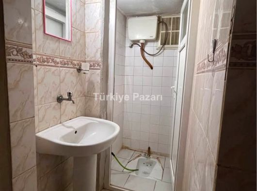 MANİSA YENİMAHALLEDE 2+1 ARA KAT KİRALIK DAİRE